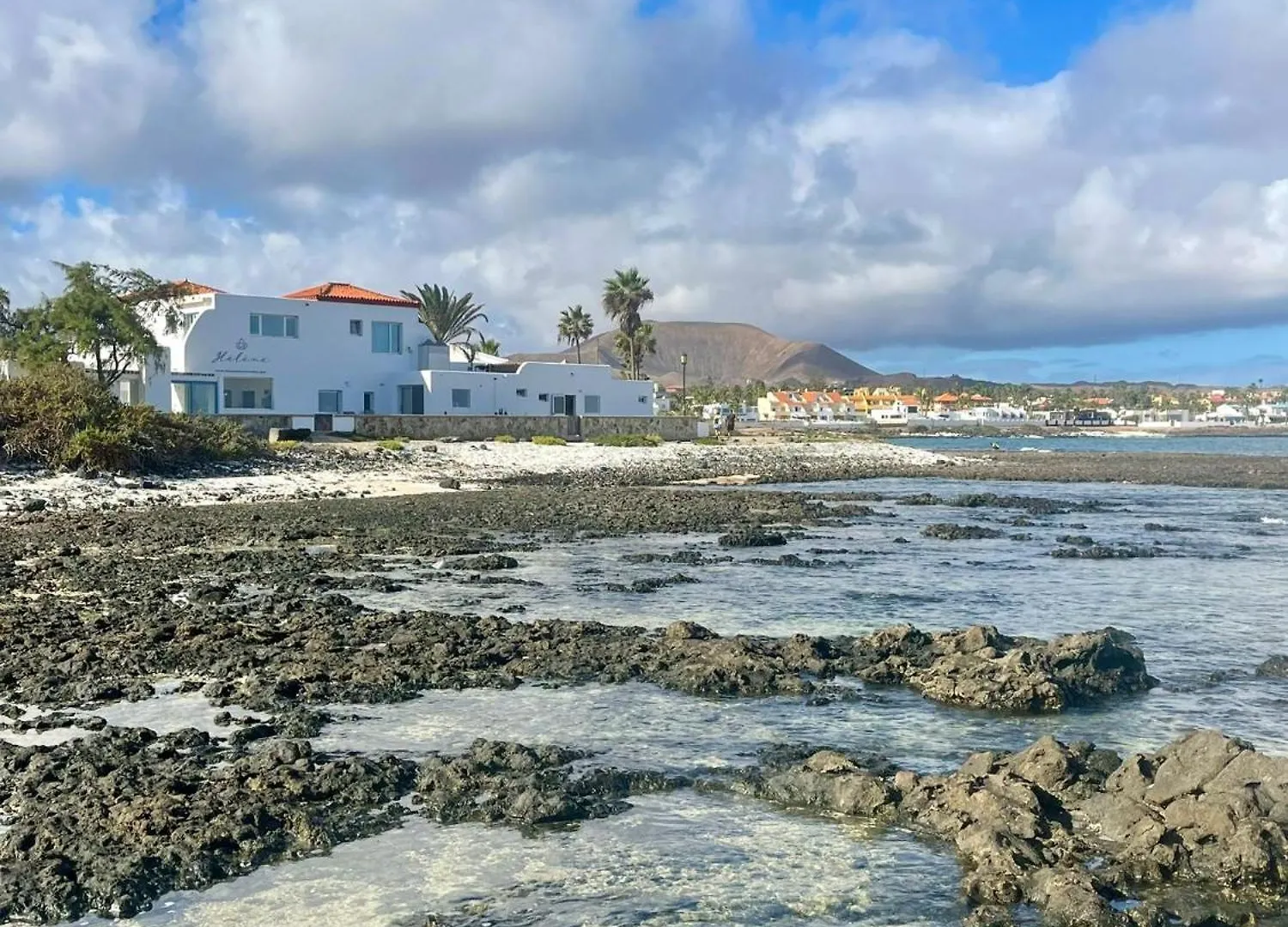 Hélène Holidays&Retreats Corralejo
